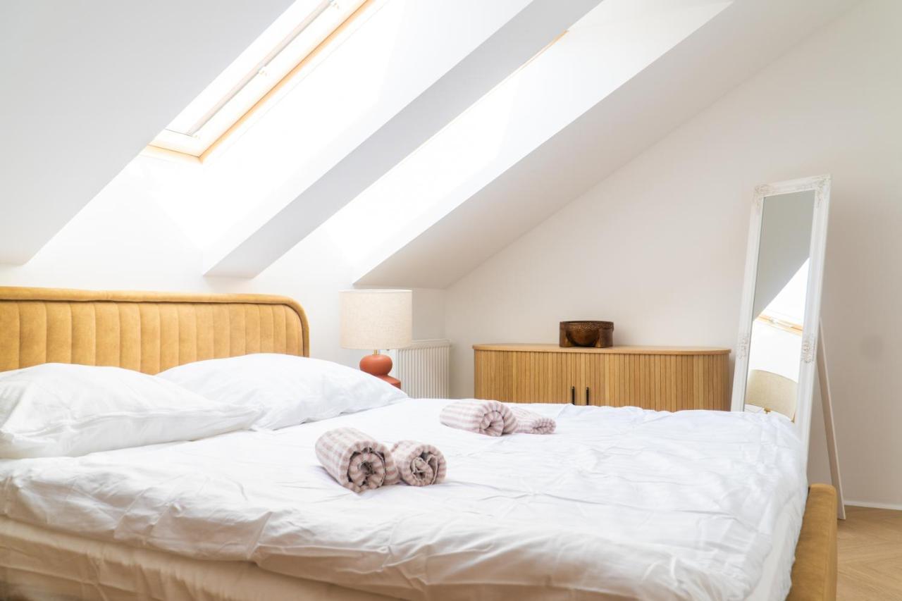Old Town Gem Designer Apartment - Centre Location - Families - Remote Work Danzica Esterno foto